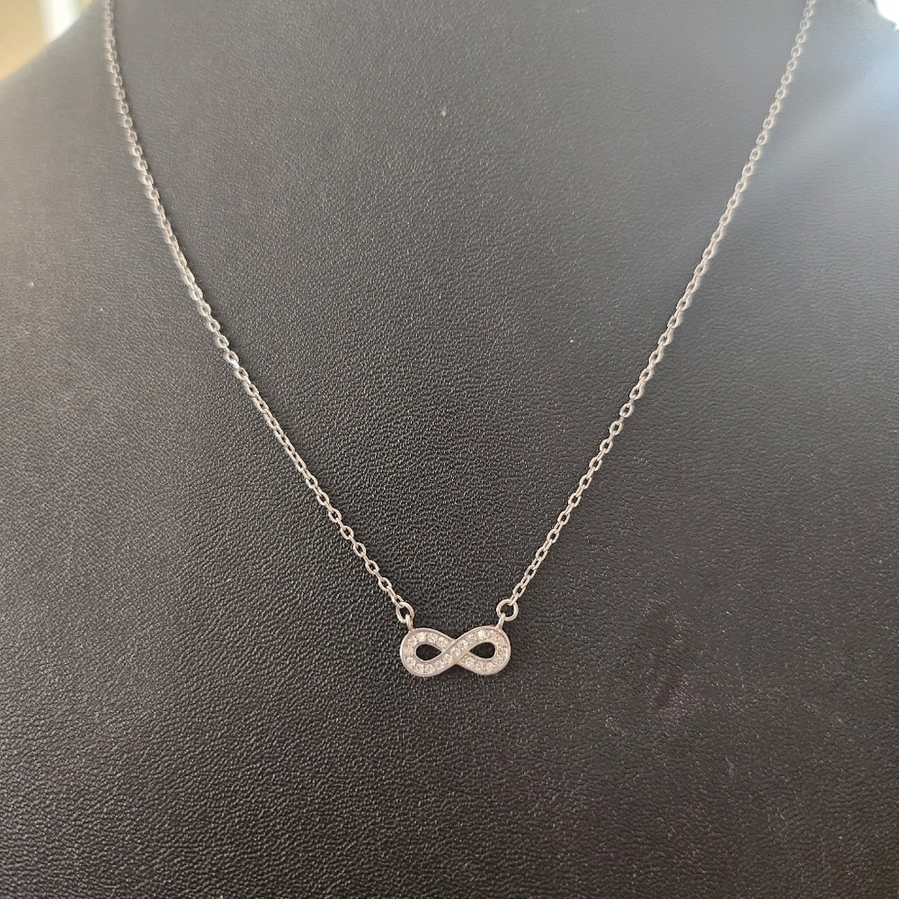 925 Sterling Silver Infinity necklace